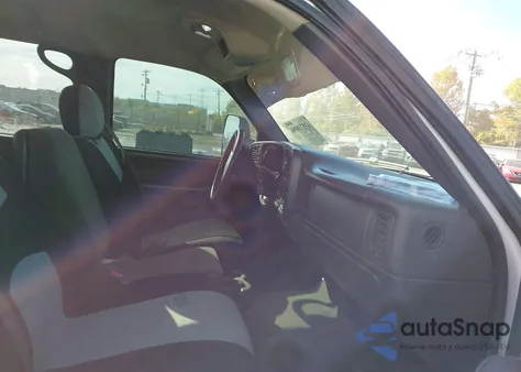 2003 Chevrolet Silverado 2500Hd Ls from USA, damaged, VIN 1GCHK23UX3F197431